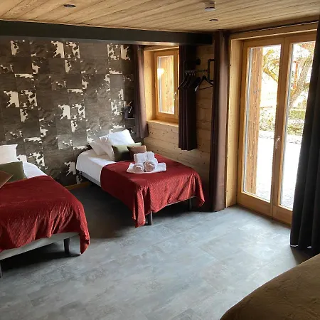 Mitch Chalet *